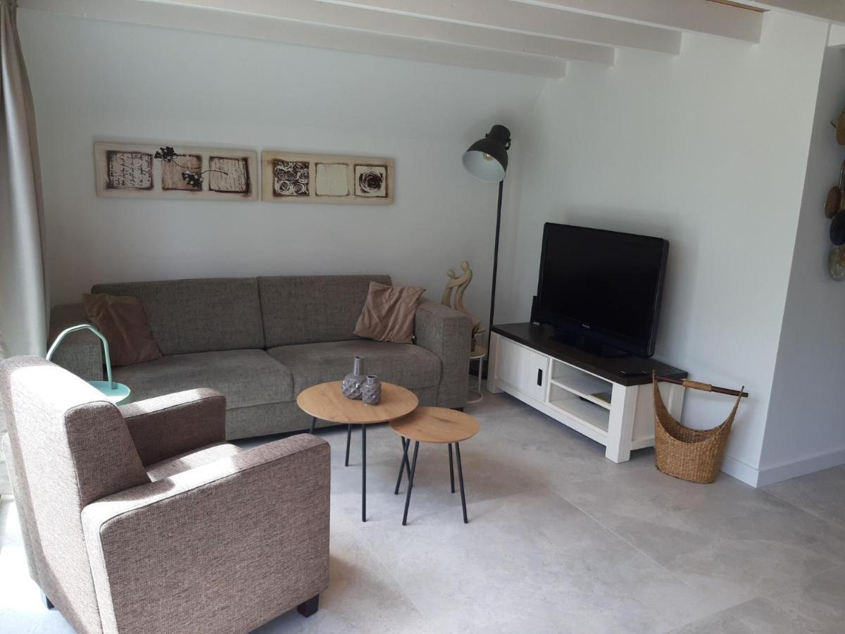 Stylish Holiday Home By The Sea Tuitjenhorn Ngoại thất bức ảnh