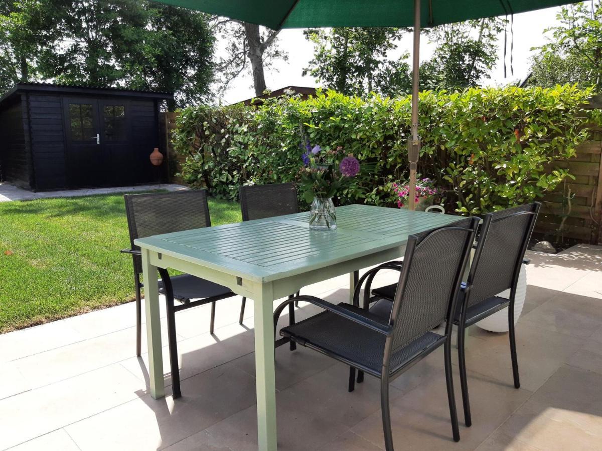 Stylish Holiday Home By The Sea Tuitjenhorn Ngoại thất bức ảnh